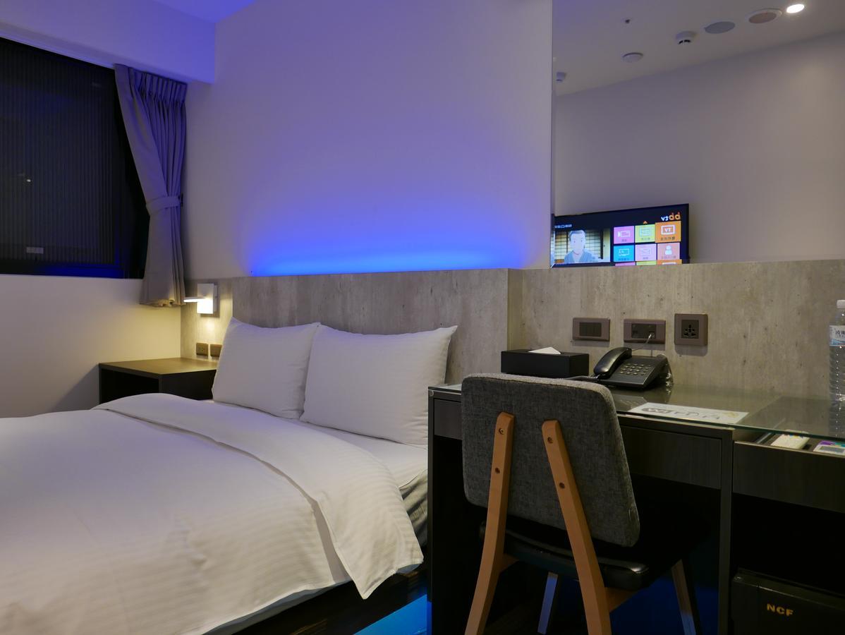 泊居旅店二館 Oursinn Hotel 2 Tajpej Kültér fotó