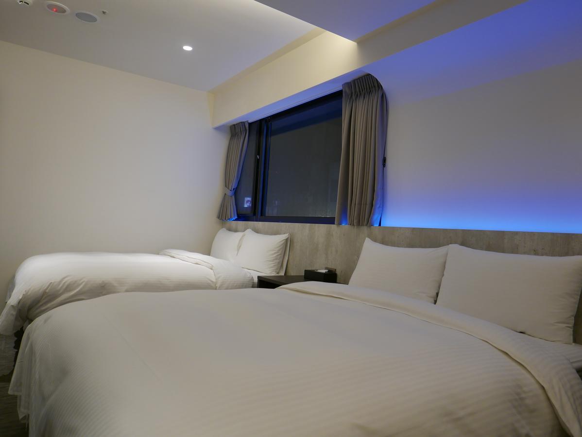 泊居旅店二館 Oursinn Hotel 2 Tajpej Kültér fotó